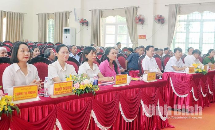 Các đại biểu dự Lễ trao tặng. Ảnh: Tiến Đoàn
