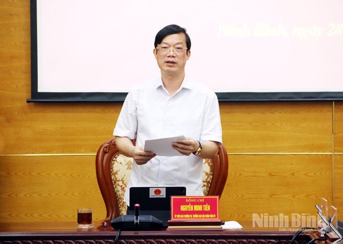 Đồng chí Nguyễn Minh Tiến, Ủy viên Ban Thường vụ Tỉnh ủy, Trưởng Ban Nội chính Tỉnh ủy phát biểu kết luận hội nghị.