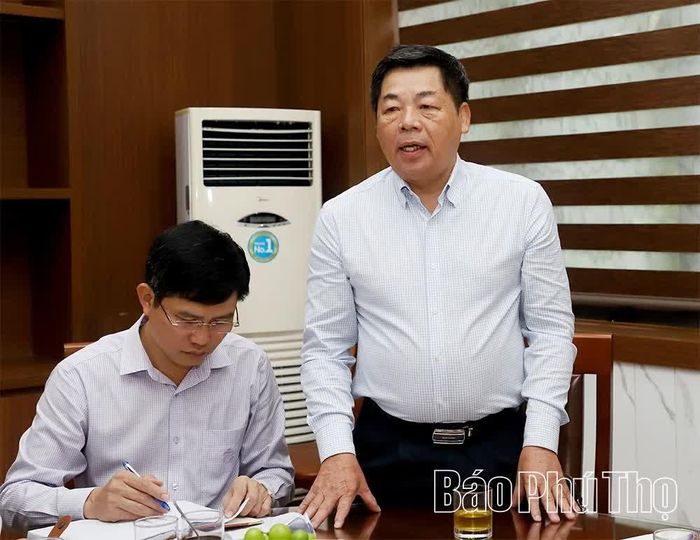 Đại diện nhà đầu tư báo cáo tiến độ triển khai dự án.