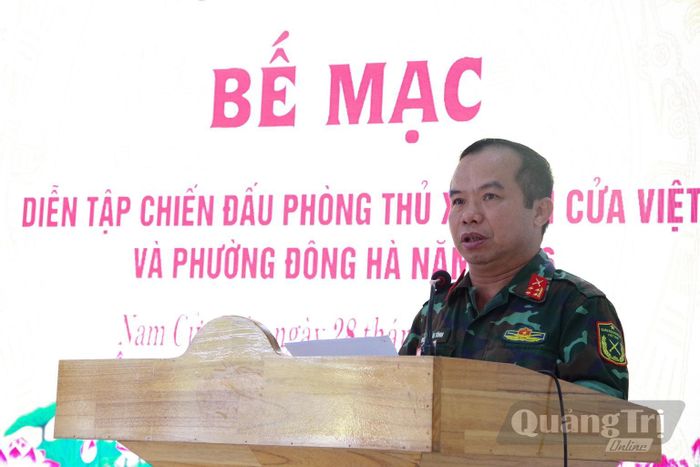 Đại tá Nguyễn Tài Tình, Phó Chỉ huy trưởng-Tham mưu trưởng Bộ Chỉ huy Quân sự tỉnh, Phó trưởng Ban Thường trực Ban Tổ chức, Tổng đạo diễn diễn tập đánh giá kết quả diễn tập - Ảnh: X.D