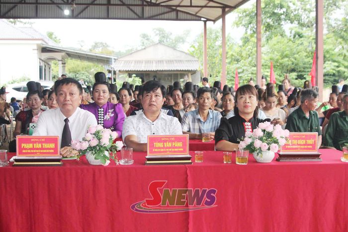 Đại biểu tham dự lễ ra mắt Câu lạc bộ.