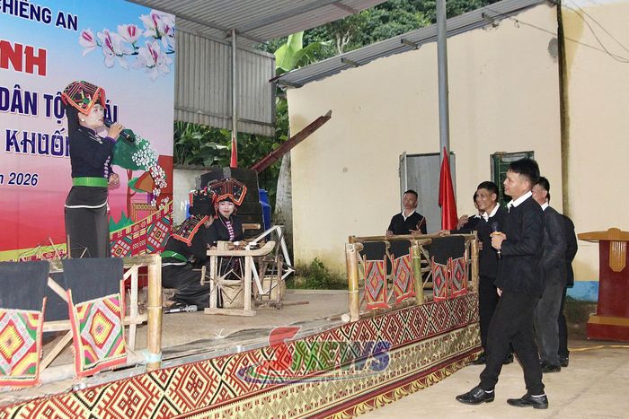 Tái hiện Lễ hội Hạn khuống.