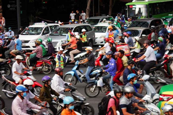Với hơn 79 triệu xe máy đăng ký, xe hai bánh là phương tiện di chuyển chủ đạo trên toàn quốc