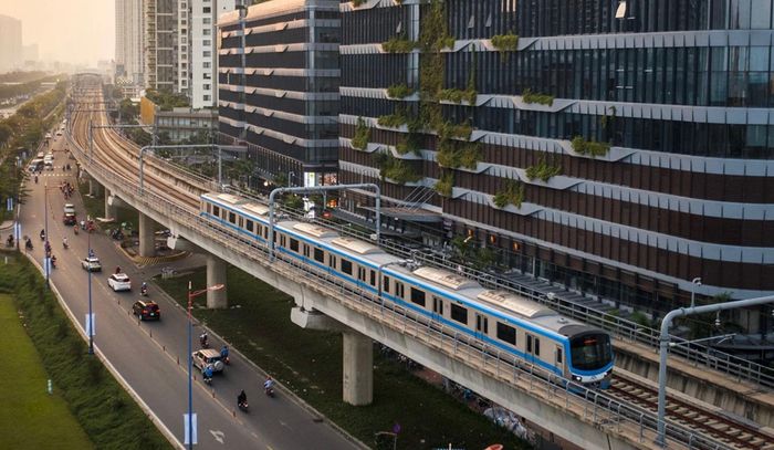 Hiện nay tuyến metro số 1 Bến Thành - Suối Tiên đã khai thác với lượng khách ổn định.