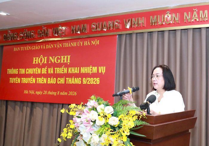 Phó Giám đốc Sở Văn hóa, Thể thao và Du lịch Hà Nội Nguyễn Thị Mai Hương đã thông tin về các hoạt động phục vụ nhân dân dịp kỷ niệm 81 năm Quốc khánh nước Cộng hòa xã hội chủ nghĩa Việt Nam (2/9/1945 - 2/9/2026). Ảnh: Quang Thái.