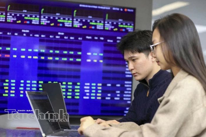 VN-Index tiếp tục củng cố đà tăng ngắn hạn. Ảnh: Đức Thanh