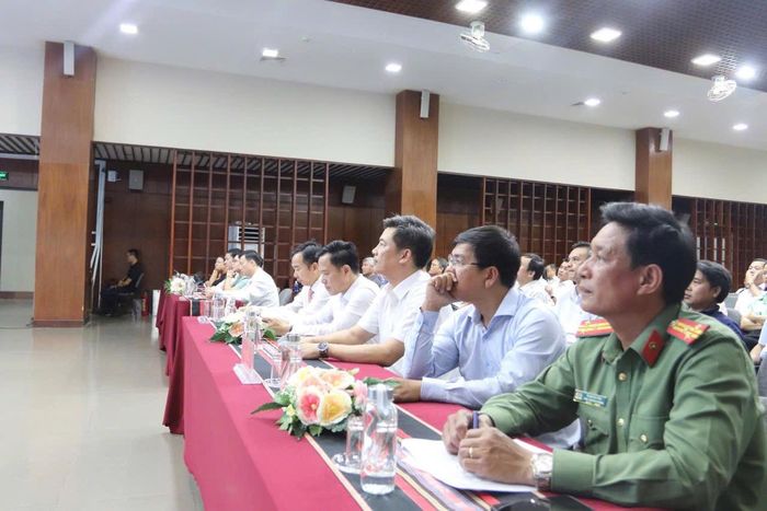 Các đại biểu tham dự Lễ bế mạc