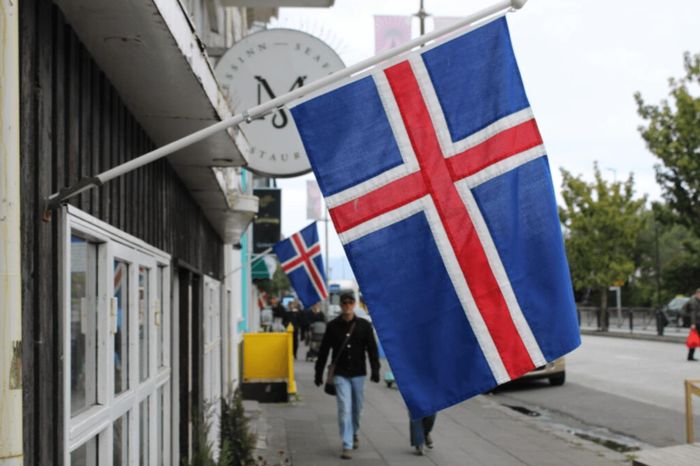 Chủ đề trọng tâm bao trùm cuộc trưng cầu ý dân ở Iceland là chủ quyền. Ảnh: Carlo Martuscelli/Politico
