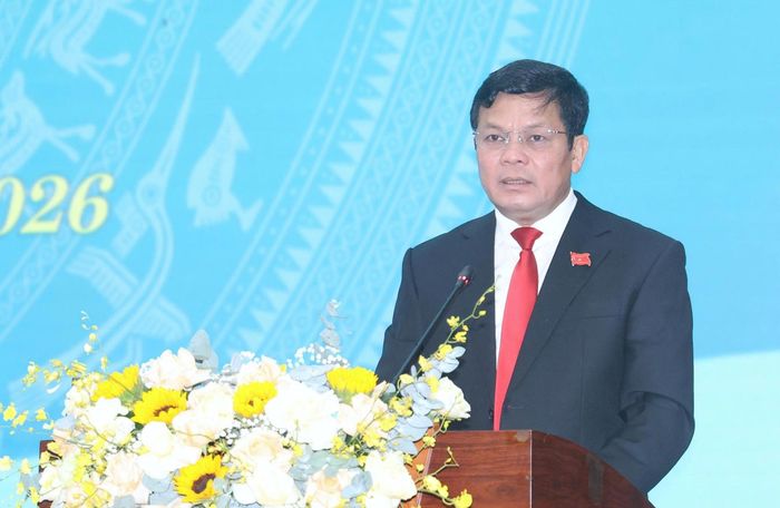 Phó Bí thư Tỉnh ủy, Chủ tịch HĐND tỉnh Nguyễn Đức Tuy phát biểu tại kỳ họp. Ảnh: Ngọc Đức