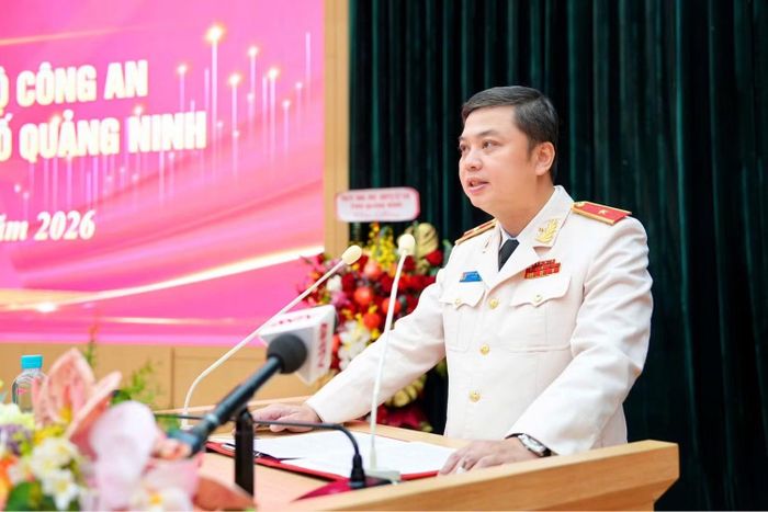 Thiếu tướng Nguyễn Tiến Trung, Giám đốc Công an thành phố Quảng Ninh phát biểu tại buổi lễ.
