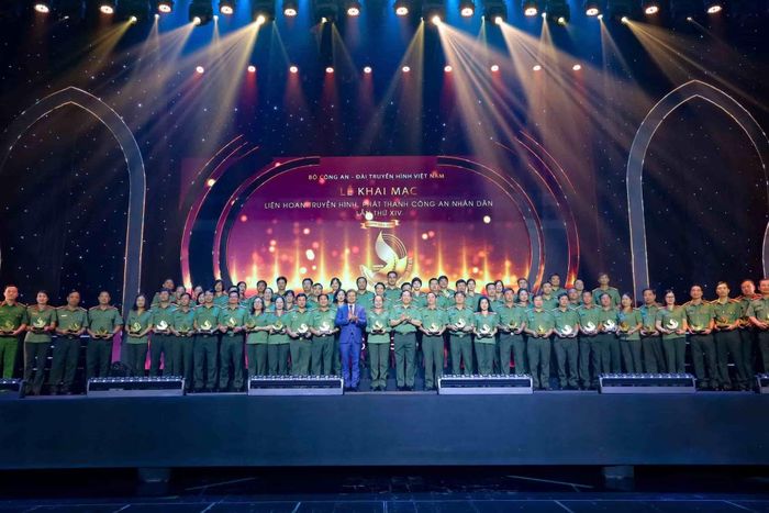 Liên hoan Truyền hình, Phát thanh, Điện ảnh CAND năm 2024. (ảnh: Hữu Long)
