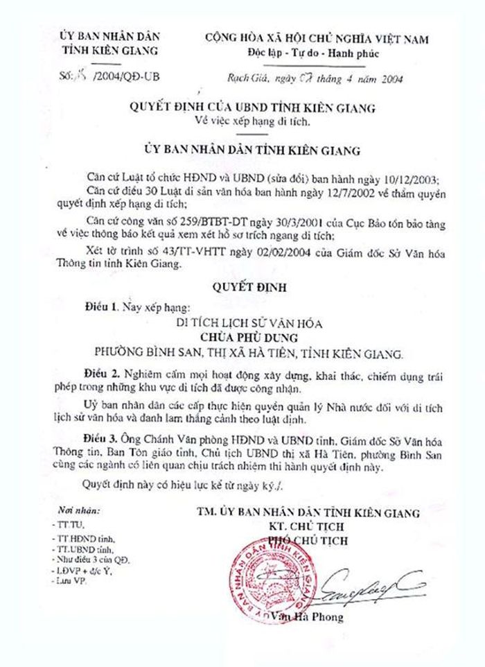 Bản chụp Quyết định xếp hạng di tích Chùa Phù Dung, ngày 07/4/2004.
