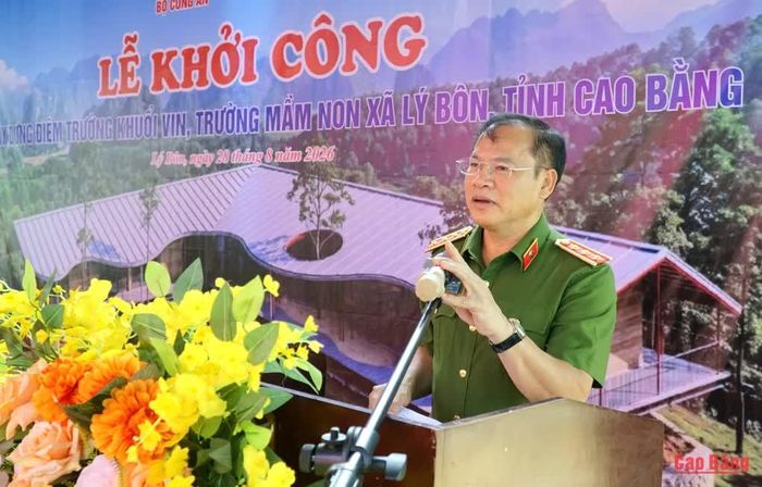 Thượng tướng Nguyễn Văn Long, Thứ trưởng Bộ Công an phát biểu tại lễ khởi công.
