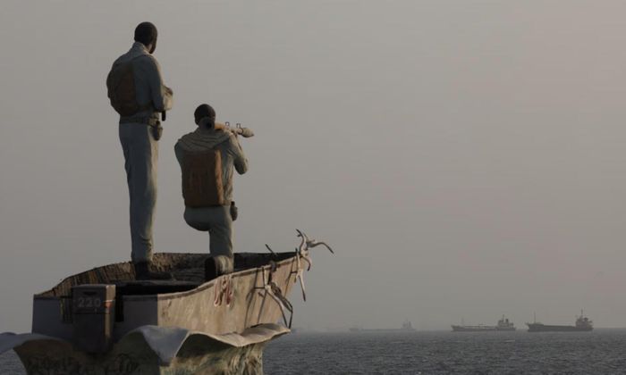 Tàu thuyền đi ngang qua eo biển chiến lược Hormuz - Ảnh: Reuters