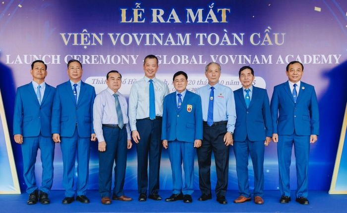Doanh nhân Mai Hữu Tín có hơn 50 năm gắn bó với võ thuật, giữ cương vị Chủ tịch Liên đoàn Vovinam thế giới.