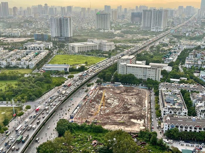 Dự kiến phương tiện tiếp tục gia tăng đến rạng sáng ngày 29-8. Ảnh: Đức Tuấn