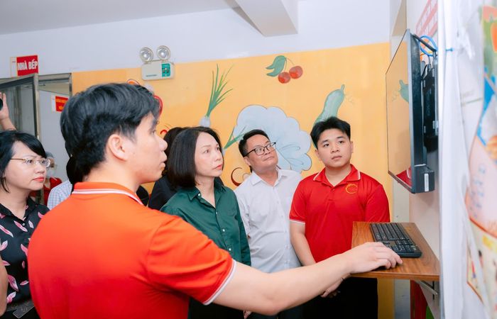 Kế hoạch số 338/KH-UBND ngày 27/8/2026 do Phó Chủ tịch UBND TP Hà Nội Vũ Thu Hà vừa ký ban hành đặt ra mục tiêu 100% cơ sở giáo dục phải có đầu mối phụ trách công tác y tế trường học theo quy định. 