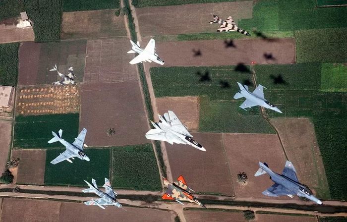 MiG-15 chính là kết quả của quá trình đó. Thiết kế khí động học của MiG-15 kết hợp cánh xuôi với động cơ phản lực mạnh, tạo ra một chiếc tiêm kích có khả năng leo cao và hoạt động ở độ cao lớn.