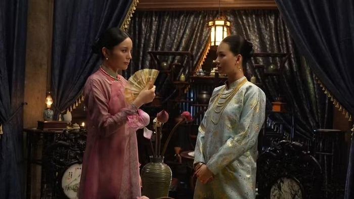Hoa hậu Bùi Quỳnh Hoa và Kỳ Duyên trong phim
