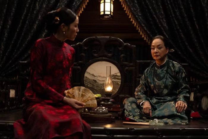 NSND Lê Khanh xuất hiện trong phim với vai mẹ của Thị Mầu