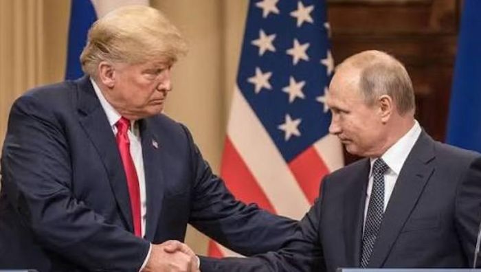 "Tôi đã có các cuộc trao đổi tốt đẹp với ông ấy (Tổng thống Nga V.Putin). Nga sẽ không tấn công một lãnh thổ thuộc NATO", Tổng thống Donald Trump nói với phóng viên tại Phòng Bầu dục ngày 27/8, đề cập tới Tổng thống Nga Vladimir Putin.