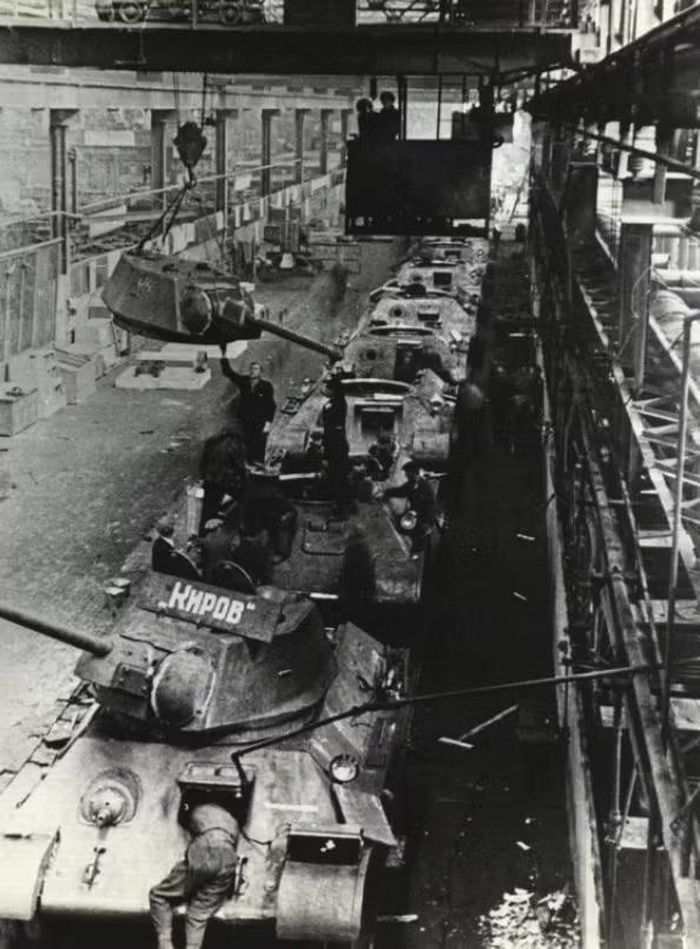 Đây là một trong những lý do T-34 trở thành biểu tượng của chiến tranh công nghiệp Liên Xô.