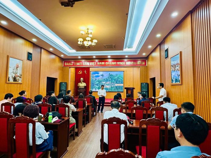 Quang cảnh buổi sinh hoạt chuyên đề. Ảnh: PV