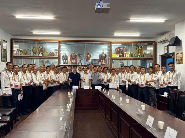 Lễ bế mạc chương trình tập huấn giám sát trận đấu các giải bóng đá chuyên nghiệp quốc gia mùa giải 2026/27 diễn ra vào sáng 29.8