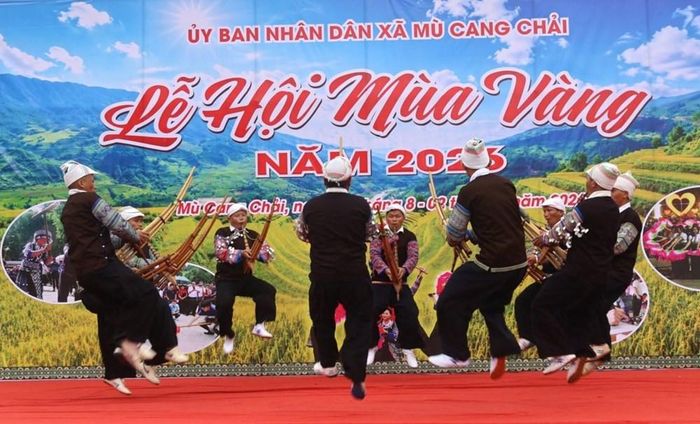 Những màn trình diễn khèn mang đến trải nghiệm ấn tượng với du khách