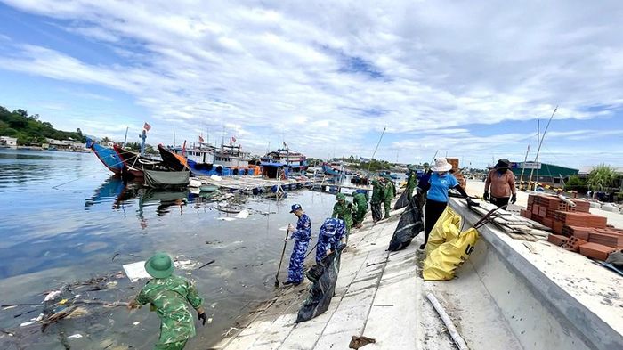 Chung tay xây dựng môi trường xanh, sạch, đẹp