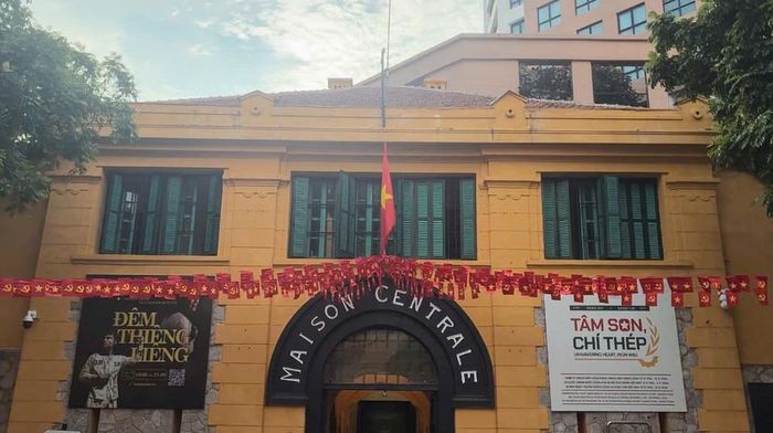 Di tích Nhà tù Hoả Lò
