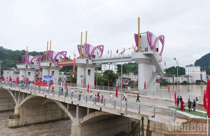Dự án góp phần cải thiện môi trường sinh thái, điều hòa khí hậu, phát triển du lịch. (Ảnh: KHÁNH TOÀN)
