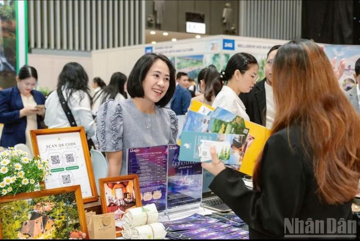 Giới thiệu các điểm đến du lịch nông sản Lâm Đồng. (Ảnh: Hải Linh)