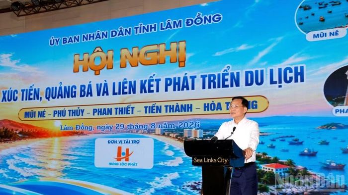 Ông Hồ Văn Mười, Chủ tịch Ủy ban nhân dân tỉnh Lâm Đồng phát biểu. (Ảnh: Thanh Hải)