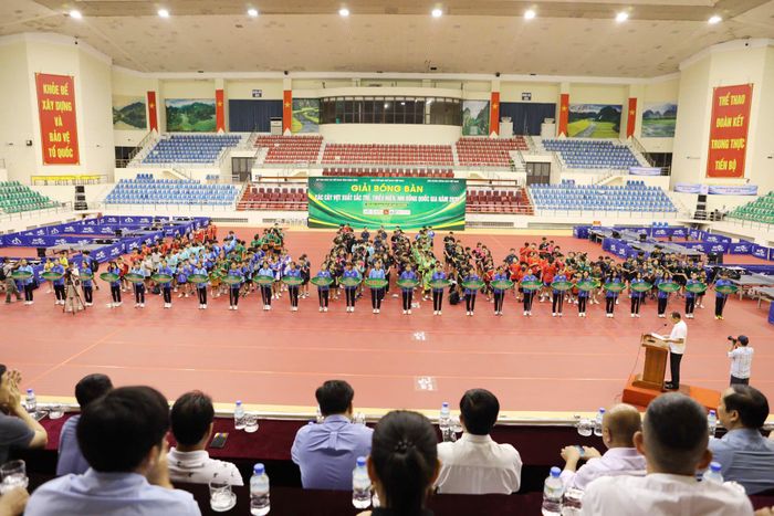 Quang cảnh lễ khai mạc.