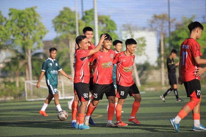 Lần đầu tiên dự giải, 532 Sport đã tạo bất ngờ khi giành quyền vào chơi trận chung kết.