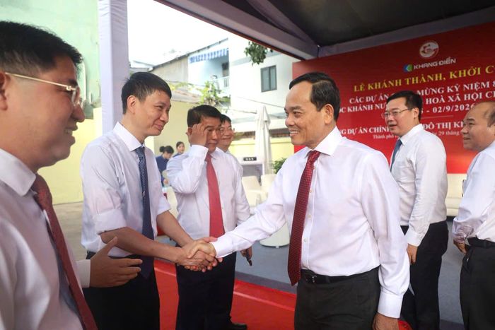Đồng chí Trần Lưu Quang, Ủy viên Bộ Chính trị, Bí thư Thành ủy TPHCM dự lễ khánh thành, khởi công 11 công trình, dự án. Ảnh: QUỐC HÙNG
