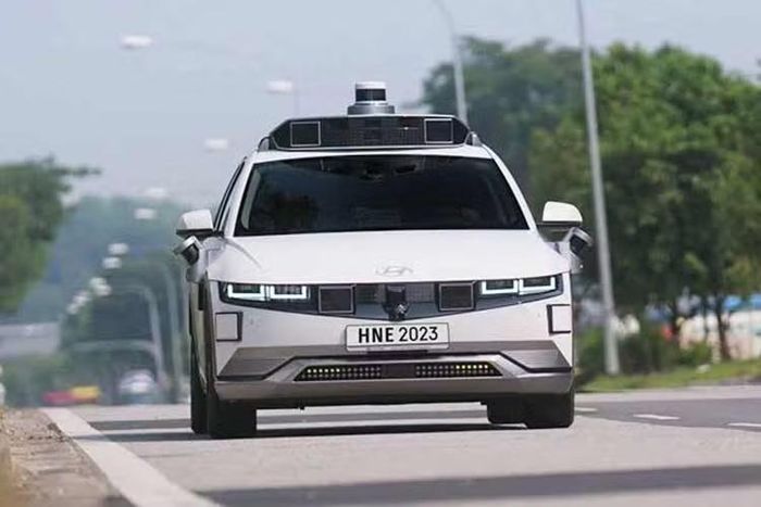 Hyundai hé lộ chiến lược mới - robotaxi, giá pin rẻ hơn 30%.