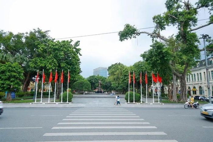 Thông qua hoạt động tuyên truyền, Hà Nội góp phần giáo dục truyền thống cách mạng, bồi đắp niềm tự hào dân tộc, tạo không khí vui tươi, phấn khởi trong nhân dân, đồng thời lan tỏa tinh thần đoàn kết và khát vọng xây dựng Thủ đô văn minh, hiện đại, cùng đất nước phát triển trong giai đoạn mới.