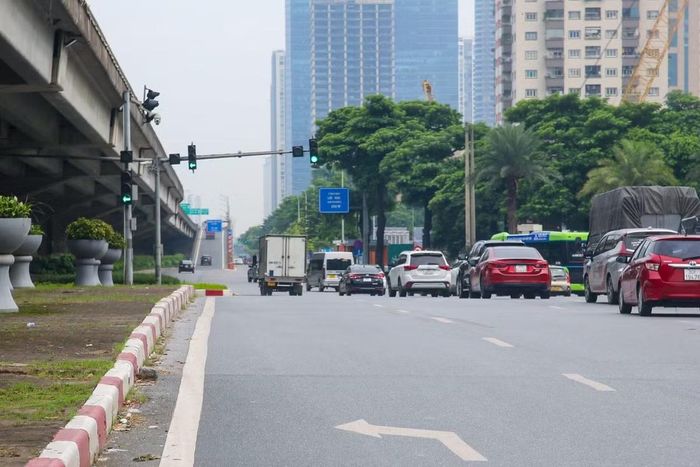 Lực lượng chức năng đồng thời tăng cường tuần tra, kiểm soát, đặc biệt đối với hoạt động vận tải hành khách, nhằm kịp thời phát hiện và xử lý các hành vi vi phạm.