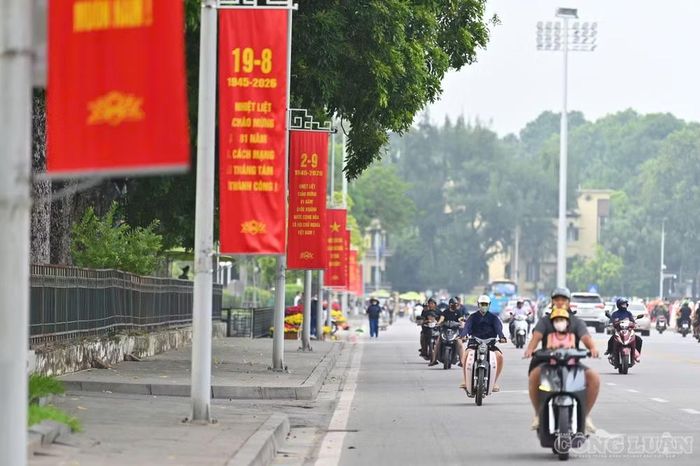Nội dung tuyên truyền tập trung làm nổi bật những thắng lợi, thành tựu của đất nước trong 81 năm qua; khẳng định ý nghĩa lịch sử của Cách mạng Tháng Tám và Quốc khánh 2/9; tuyên truyền truyền thống yêu nước, tinh thần đại đoàn kết toàn dân tộc, đồng thời nhấn mạnh mục tiêu, định hướng phát triển đất nước trong giai đoạn mới.