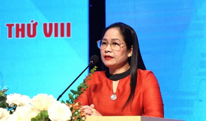 Phó Chánh Văn phòng Hội Nhà báo Việt Nam Vũ Thị Thu Hà phát biểu tại đại hội - Ảnh: BLS.