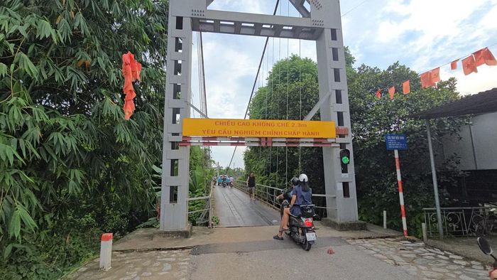 Theo đó, tổng chiều dài tuyến khoảng 1.383m, gồm cầu Bến Oánh vượt sông Cầu, cầu Mo Linh vượt suối Mo Linh, đường dẫn hai đầu cầu và hạng mục cải suối Mo Linh. Điểm đầu Dự án tại Km0+000 trên đường Bến Oánh, thuộc phường Phan Đình Phùng; điểm cuối tại Km1+383 trên tuyến đường quy hoạch có mặt cắt B=50m, thuộc phường Linh Sơn.