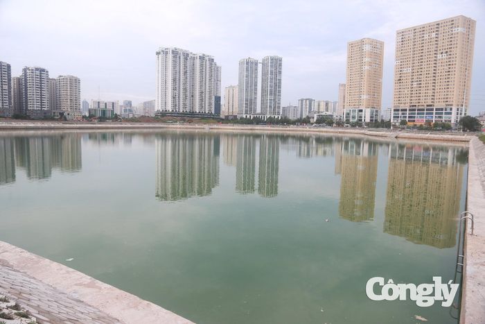 Dự án hồ Đồng Bông 2 nằm tiếp giáp phố Tố Hữu, có quy mô khoảng 17,2 ha, trong đó diện tích mặt nước khoảng 12 ha, kè bao quanh dài gần 1.950 m.