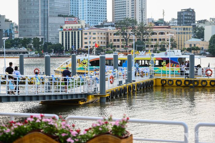 Công viên bờ sông Sài Gòn. Ảnh: Nguyễn Huế