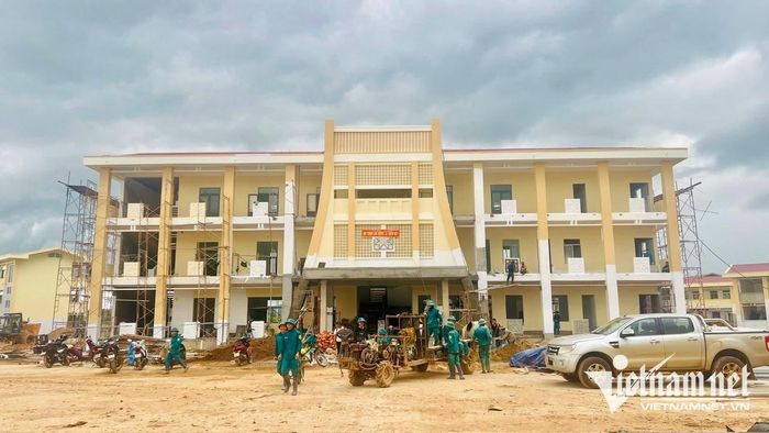 Trường Phổ thông nội trú liên cấp Tiểu học và THCS xã Ia Puch, khối lượng thi công đạt khoảng 95%. Ảnh: Ngọc Thu
