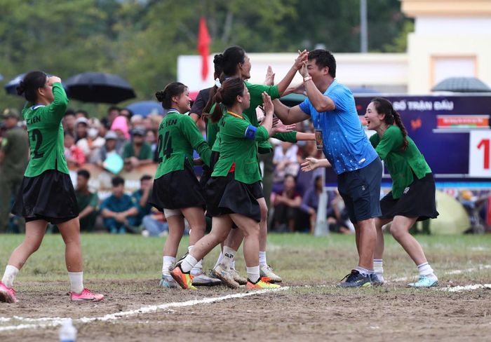 Hội nhập, nhưng giữ gìn bản sắc dân tộc. Ảnh: VTV5