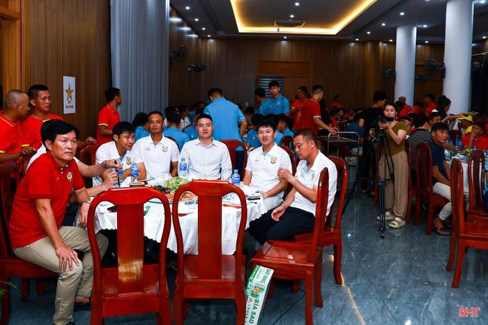 Đại biểu tham dự gala tổng kết.