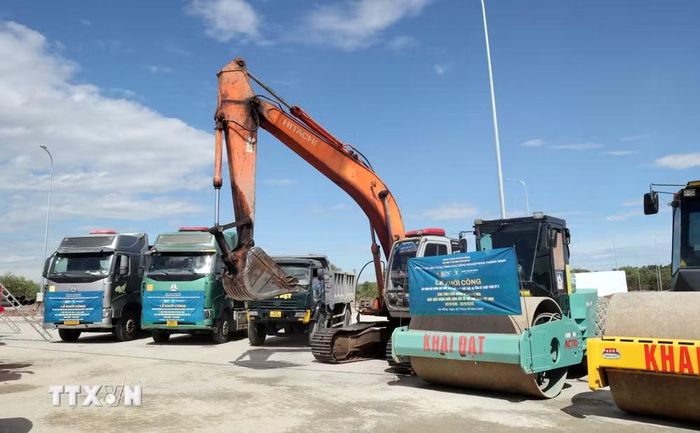Lễ khởi công các dự án tại Khu công nghiệp Nam Thăng Bình. (Ảnh: Trần Tĩnh/TTXVN)