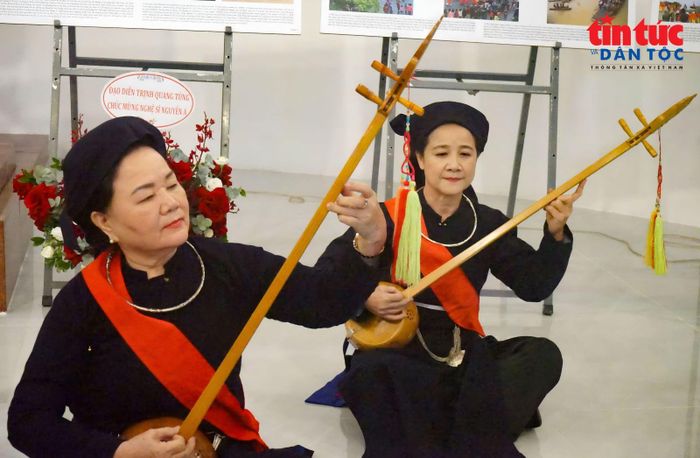 Các hoạt động giao lưu, biểu diễn dân ca góp phần quảng bá hình ảnh văn hóa, con người Cao Bằng và đưa hát Then, đàn tính đến gần hơn với công chúng.